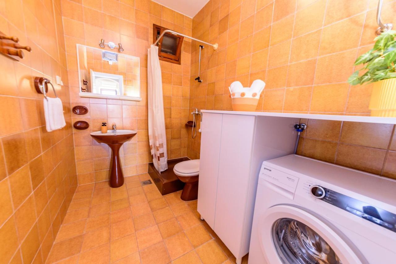 Bokin Apartment Bol
